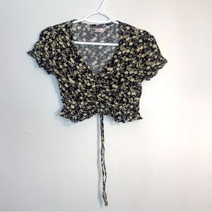 Floral cropped top